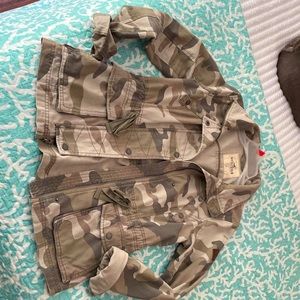 Small camouflage jacket hollister